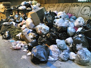 Rifiuti a Napoli