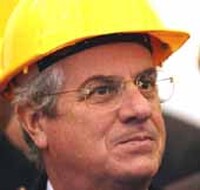 Industria, ok Scajola a programmi aeronautica e difesa per 480 mln
