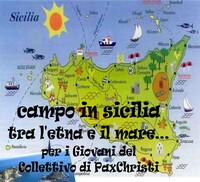 Campo in Sicilia tra l'Etna e il mare