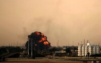Fermatevi, rinsavite, basta coi bombardamenti, cessate il fuoco!