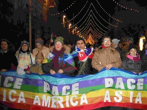 Una foto della marcia per la pace 2003 a Termoli