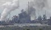 Fumi dallo stabilimento Ilva di Taranto