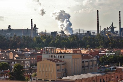 il quartiere tamburi e l'ilva di taranto