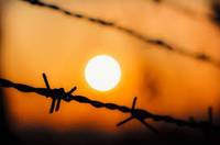 FRONTIERE 
Incontrarsi lungo la linea di confine: emozioni, riflessioni, storie, sguardi, progetti