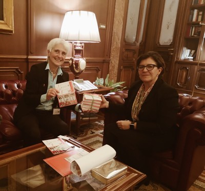Consegna cartoline Italia Ripensaci a Ministro Elisabetta Trenta