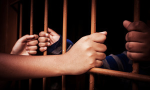 Libro "Riace. Musica per l'Umanità" per i detenuti del carcere di San Vittore a Milano