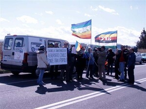 Alcuni amici del Punto Pace di Catania alla marcia per la pace Catania - Sigonella