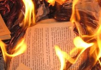 La storia sotto attacco