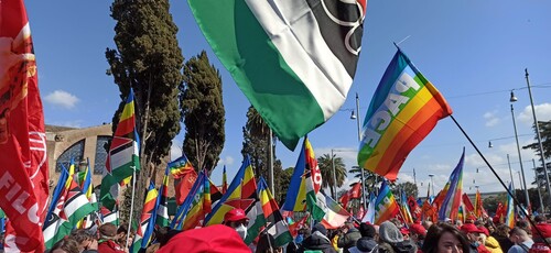 Se non lo hai già fatto segnala nel database il tuo Comitato per la Pace e la tua disponibilità a partecipare alle mobilitazioni contro la guerra in Ucraina.