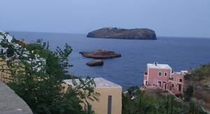 Santo Stefano vista da Ventotene