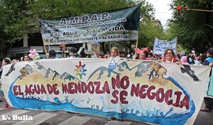 Argentina: Mendoza in piazza per l’acqua