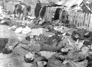 Civili polacchi vittime del massacro del 26 marzo 1943 commesso nel villaggio di Lipniki dall'Esercito Insurrezionale Ucraino (UPA), coadiuvato da semplici contadini ucraini