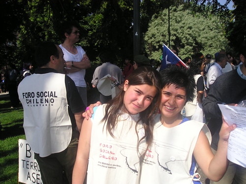 Foro Sociale Cileno: due volontarie