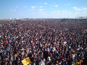 Si dice 300.000, altri dicono 500.000, in ogni caso una marea di gente...
