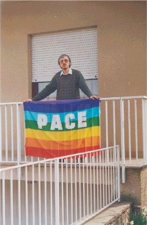 Grazie per quanto state facendo a favore della pace. Franco da Lonate Pozzolo (VA)