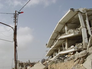 Ramallah: il compound di Arafat distrutto dall'esercito israeliano