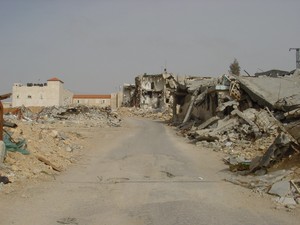 Ramallah: il compound di Arafat distrutto dall'esercito israeliano