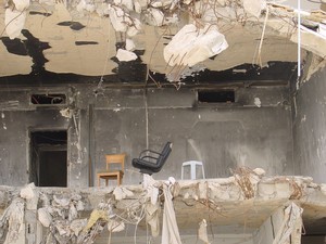 Ramallah: il compound di Arafat distrutto dall'esercito israeliano