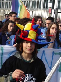 “Chiesa, potere e carisma, la Chiesa del grembiule”.