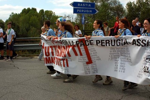Foto della Marcia Perugia-Assisi 2007 - lo striscione iniziale