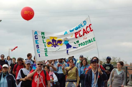 Foto della Marcia Perugia-Assisi 2007 - gli scout molisani