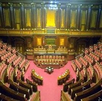 Al voto al voto. Per la maxispesa militare